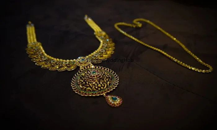 Vudathu Suresh Jewellers